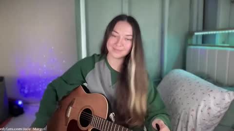 Jade Margot online show from 18, 11, 2025