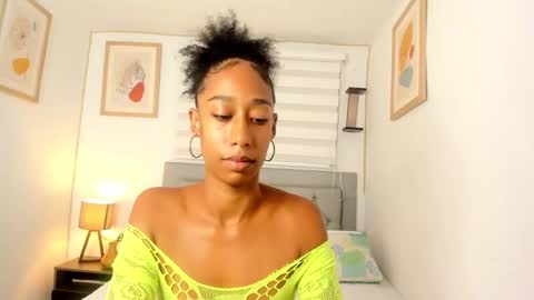 Jade smile online show from 14, 12, 2024