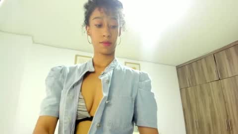 Jade smile online show from 24, 9, 2025