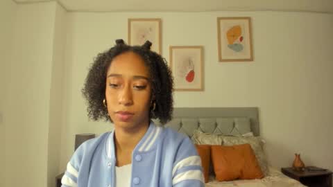 Jade smile online show from 11, 10, 2025