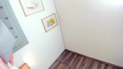 Jade smile online show from 13, 11, 2025