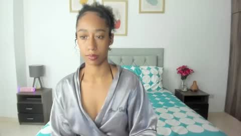Jade smile online show from 1, 7, 2026