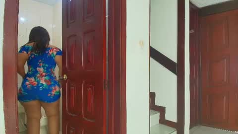 Snapshot of jade_roxx chatting on 18, 6, 2026 JADE online show from 18, 6, 2026