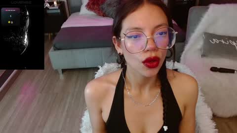 Snapshot of jade_storm_ chatting on 25, 1, 2025 JADE online show from 25, 1, 2025