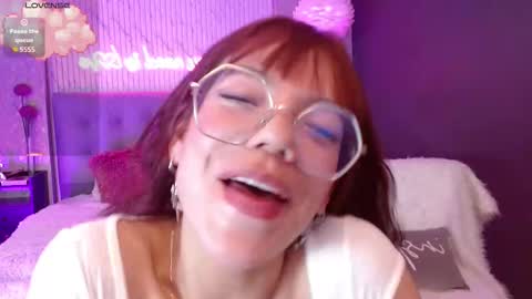 Snapshot of jade_storm_ chatting on 18, 11, 2025 JADE online show from 18, 11, 2025