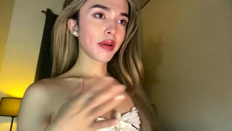 Adriana online show from 6, 2, 2026