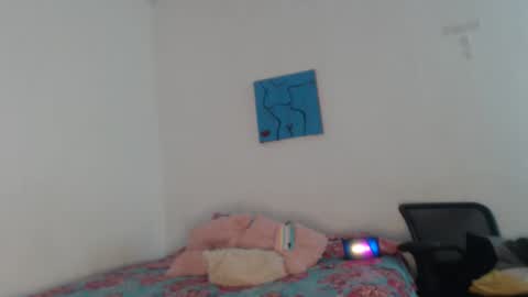 Snapshot of jade_watson19 chatting on 12, 10, 2025 Jade Watson online show from 12, 10, 2025