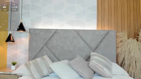 Snapshot of jade_whisper chatting on 21, 10, 2025 Alanis Cooper online show from 21, 10, 2025