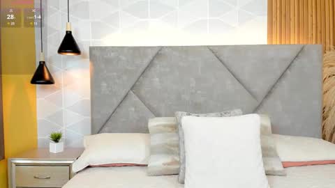 Snapshot of jade_whisper chatting on 2, 11, 2025 Alanis Cooper online show from 2, 11, 2025