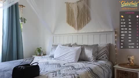 Snapshot of jadedmuse chatting on 30, 12, 2024 Jade online show from 30, 12, 2024