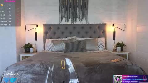 Snapshot of jadedmuse chatting on 30, 9, 2025 Jade online show from 30, 9, 2025