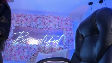 Snapshot of jadeevansx chatting on 30, 12, 2024 JADE EVANS online show from 30, 12, 2024