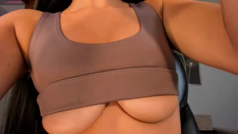 Snapshot of jadeevansx chatting on 6, 3, 2025 JADE EVANS online show from 6, 3, 2025