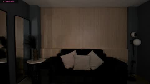 Snapshot of jadeevansx chatting on 16, 11, 2025 JADE EVANS online show from 16, 11, 2025