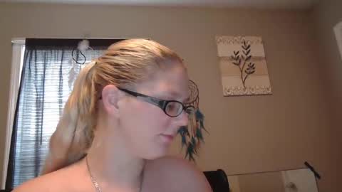 JadeLuv online show from 21, 12, 2024