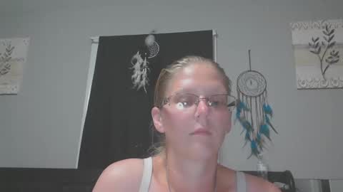 JadeLuv online show from 19, 5, 2026