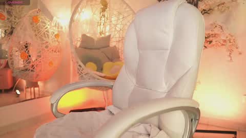 Snapshot of jadesummerr chatting on 3, 10, 2025 Jade Summer online show from 3, 10, 2025