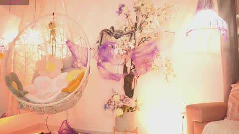 Snapshot of jadesummerr chatting on 11, 10, 2025 Jade Summer online show from 11, 10, 2025