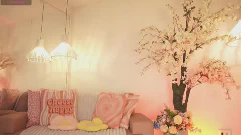 Snapshot of jadesummerr chatting on 10, 11, 2025 Jade Summer online show from 10, 11, 2025