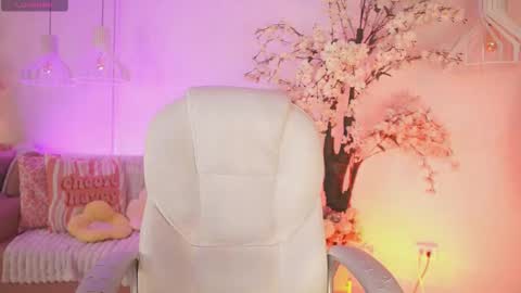 Snapshot of jadesummerr chatting on 13, 11, 2025 Jade Summer online show from 13, 11, 2025