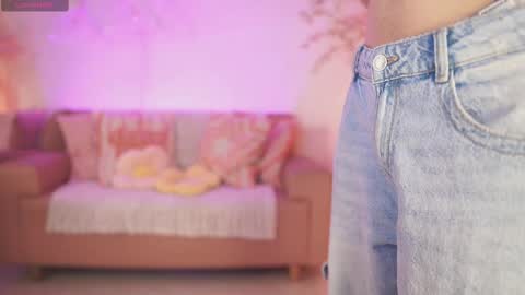 Snapshot of jadesummerr chatting on 14, 11, 2025 Jade Summer online show from 14, 11, 2025