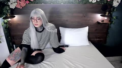 Snapshot of jadeykhada chatting on 16, 1, 2025 Jade Khada online show from 16, 1, 2025