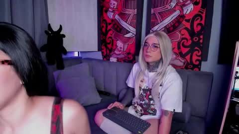 Snapshot of jadeykhada chatting on 3, 10, 2025 Jade Khada online show from 3, 10, 2025