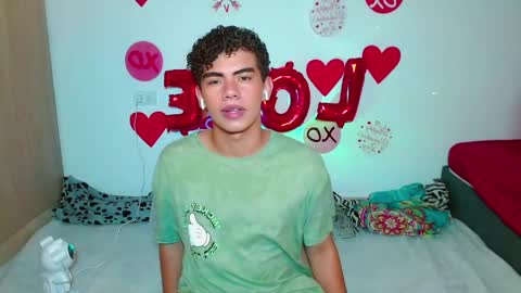 Snapshot of jaedasky_ chatting on 19, 2, 2025 javi15 online show from 19, 2, 2025