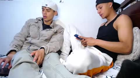 jahn_ashford1 online show from 8, 2, 2025