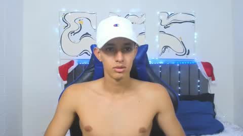 Snapshot of jake_shadow14 chatting on 11, 12, 2024 Hi guys im new 3 online show from 11, 12, 2024