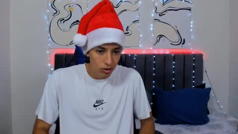 Snapshot of jake_shadow14 chatting on 16, 12, 2024 Hi guys im new 3 online show from 16, 12, 2024