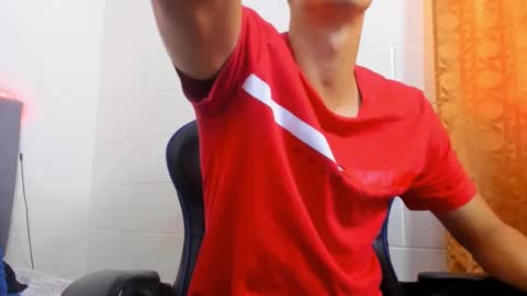 Snapshot of jake_shadow14 chatting on 5, 2, 2025 Hi guys im new 3 online show from 5, 2, 2025