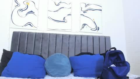 Snapshot of jake_shadow14 chatting on 9, 2, 2025 Hi guys im new 3 online show from 9, 2, 2025