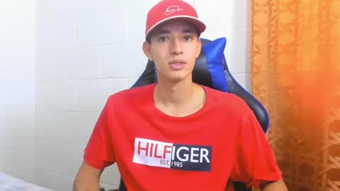 Snapshot of jake_shadow14 chatting on 13, 2, 2025 Hi guys im new 3 online show from 13, 2, 2025