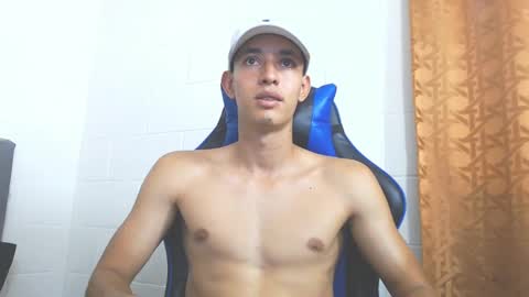 Snapshot of jake_shadow14 chatting on 11, 3, 2025 Hi guys im new 3 online show from 11, 3, 2025