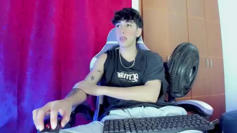 Snapshot of jake_tripp__ chatting on 13, 3, 2026 jake online show from 13, 3, 2026