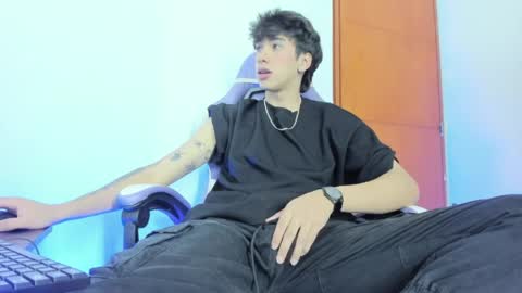 Snapshot of jake_tripp__ chatting on 2, 4, 2026 jake online show from 2, 4, 2026