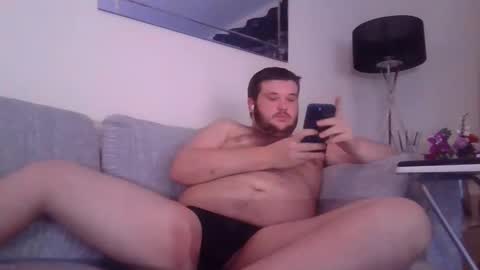 Snapshot of jakecummings69 chatting on 10, 1, 2026 Jake Cummings online show from 10, 1, 2026