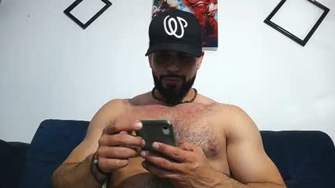 Snapshot of jakeskye chatting on 17, 6, 2026 JakeSkye online show from 17, 6, 2026