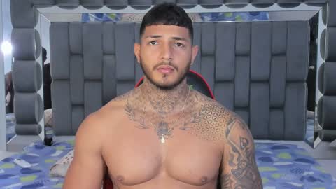 my name is sebas If you come here dont hesitate to say hello Im a guy who really likes having conversations and having hot online show from 25, 12, 2024
