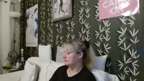 Snapshot of jakkilouise chatting on 23, 11, 2025 JAKKI LOUISE pornstar online show from 23, 11, 2025