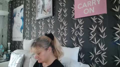 Snapshot of jakkilouise chatting on 25, 11, 2025 JAKKI LOUISE pornstar online show from 25, 11, 2025
