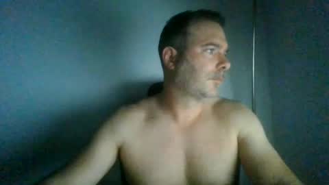 Snapshot of jam3s5959 chatting on 22, 6, 2026 jam3s5959 online show from 22, 6, 2026