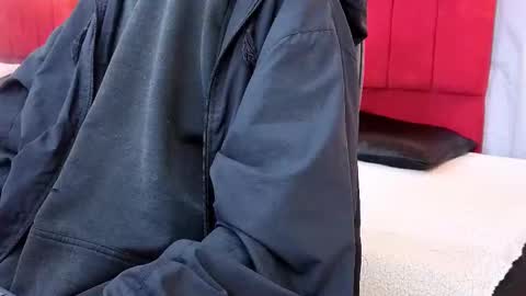 james_adamss_ online show from 3, 2, 2026