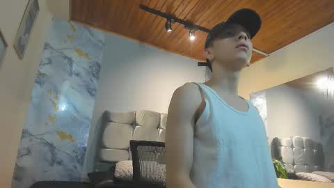 james_adamss_ online show from 23, 2, 2026