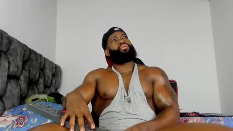 Snapshot of james_bbcmuscle chatting on 26, 10, 2025 James BBC online show from 26, 10, 2025