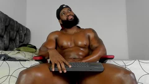 Snapshot of james_bbcmuscle chatting on 29, 10, 2025 James BBC online show from 29, 10, 2025
