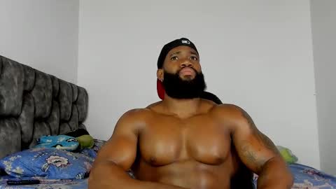 Snapshot of james_bbcmuscle chatting on 19, 11, 2025 James BBC online show from 19, 11, 2025