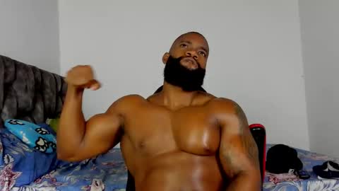 Snapshot of james_bbcmuscle chatting on 21, 11, 2025 James BBC online show from 21, 11, 2025