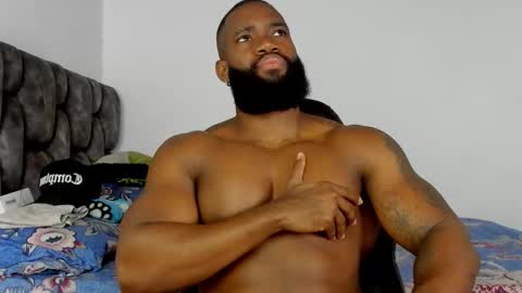 Snapshot of james_bbcmuscle chatting on 30, 11, 2025 James BBC online show from 30, 11, 2025